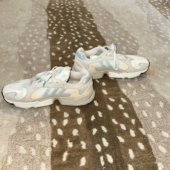 Adidas sneakers - Picture 1 of 6